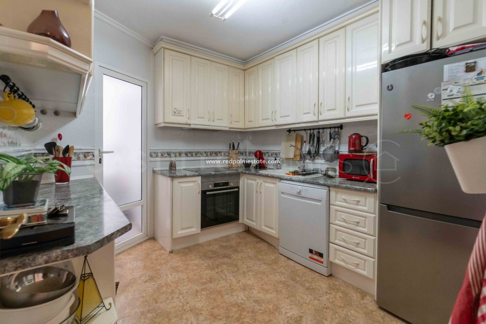 Reventa - Apartamento -
Torrevieja - Centro Torrevieja