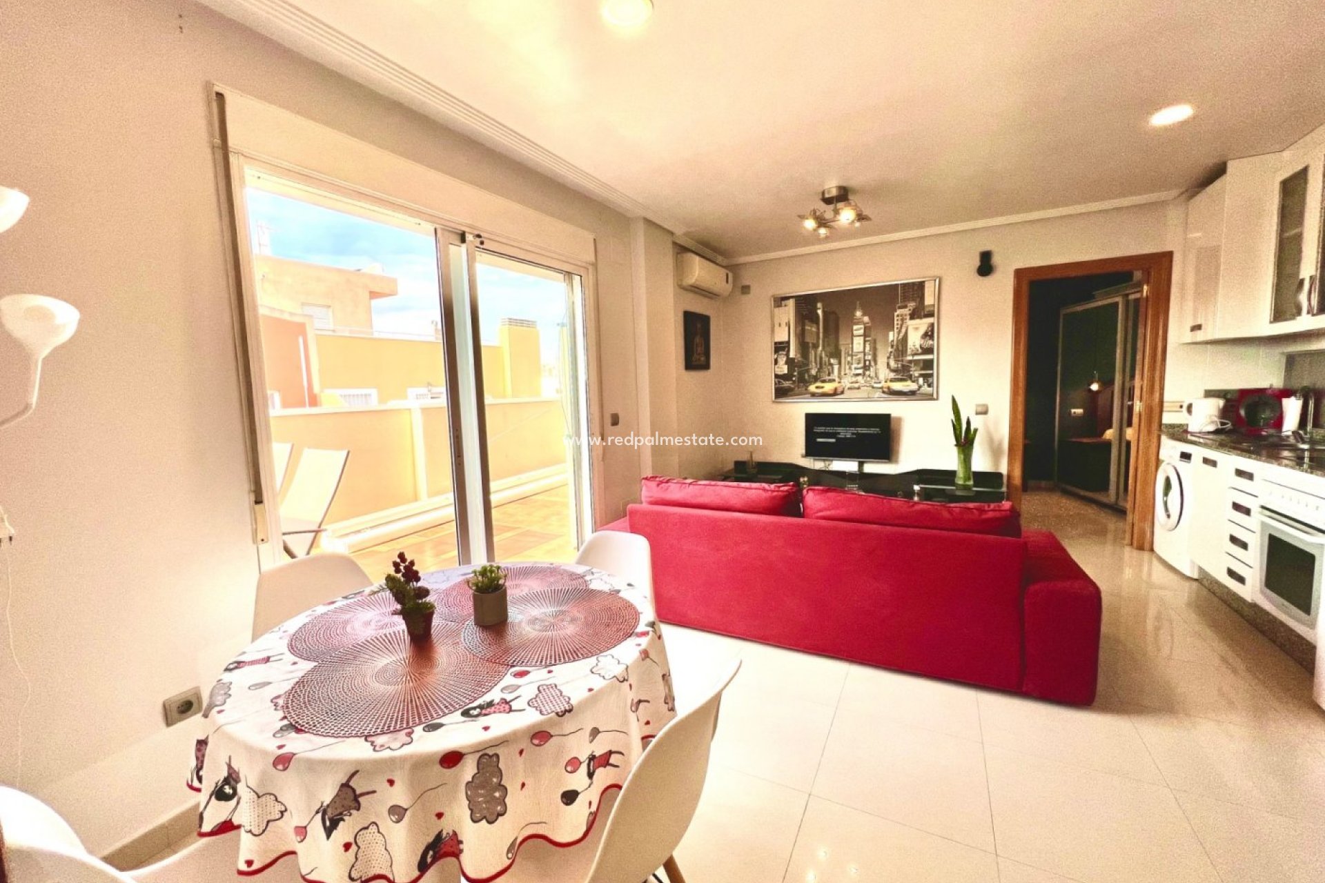 Reventa - Apartamento -
Torrevieja - Centro Torrevieja