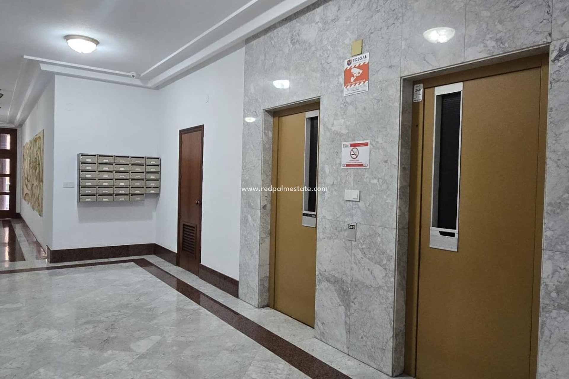 Reventa - Apartamento -
Torrevieja - Centro Torrevieja