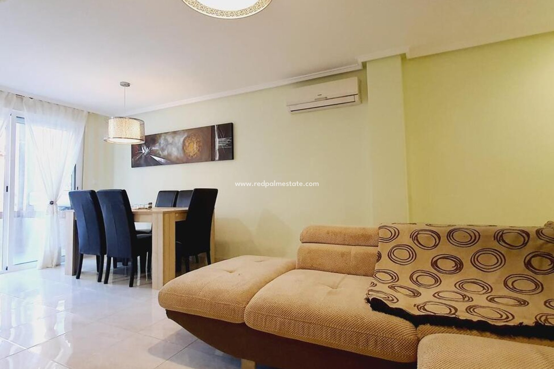 Reventa - Apartamento -
Torrevieja - Centro Torrevieja