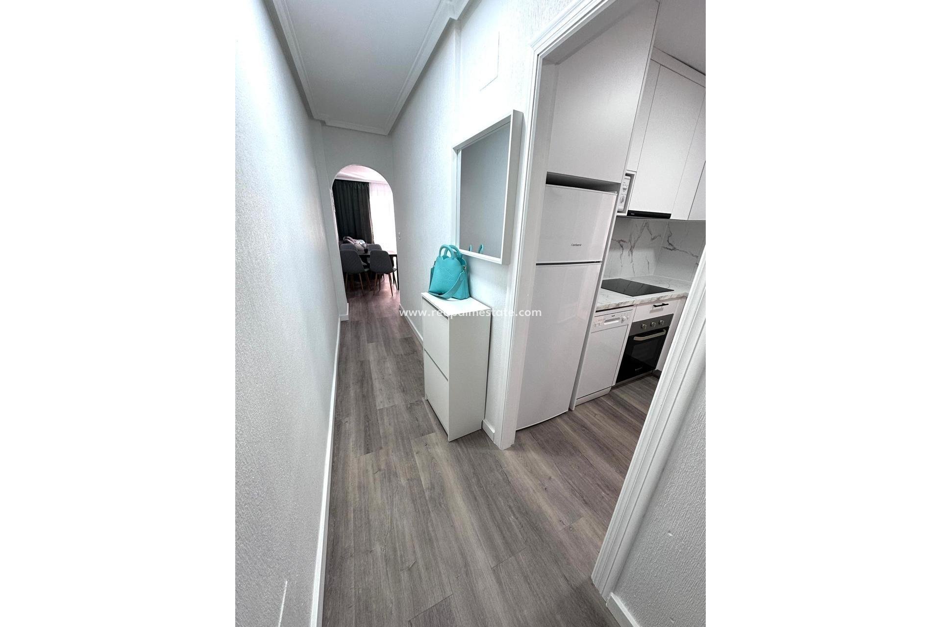 Reventa - Apartamento -
Torrevieja - Centro Torrevieja