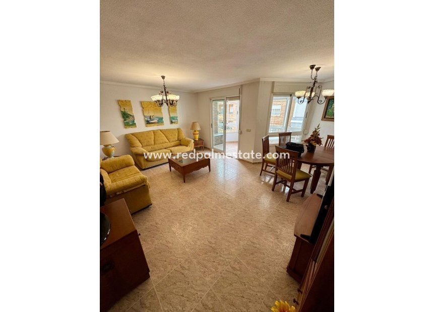 Reventa - Apartamento -
Torrevieja - Centro Torrevieja