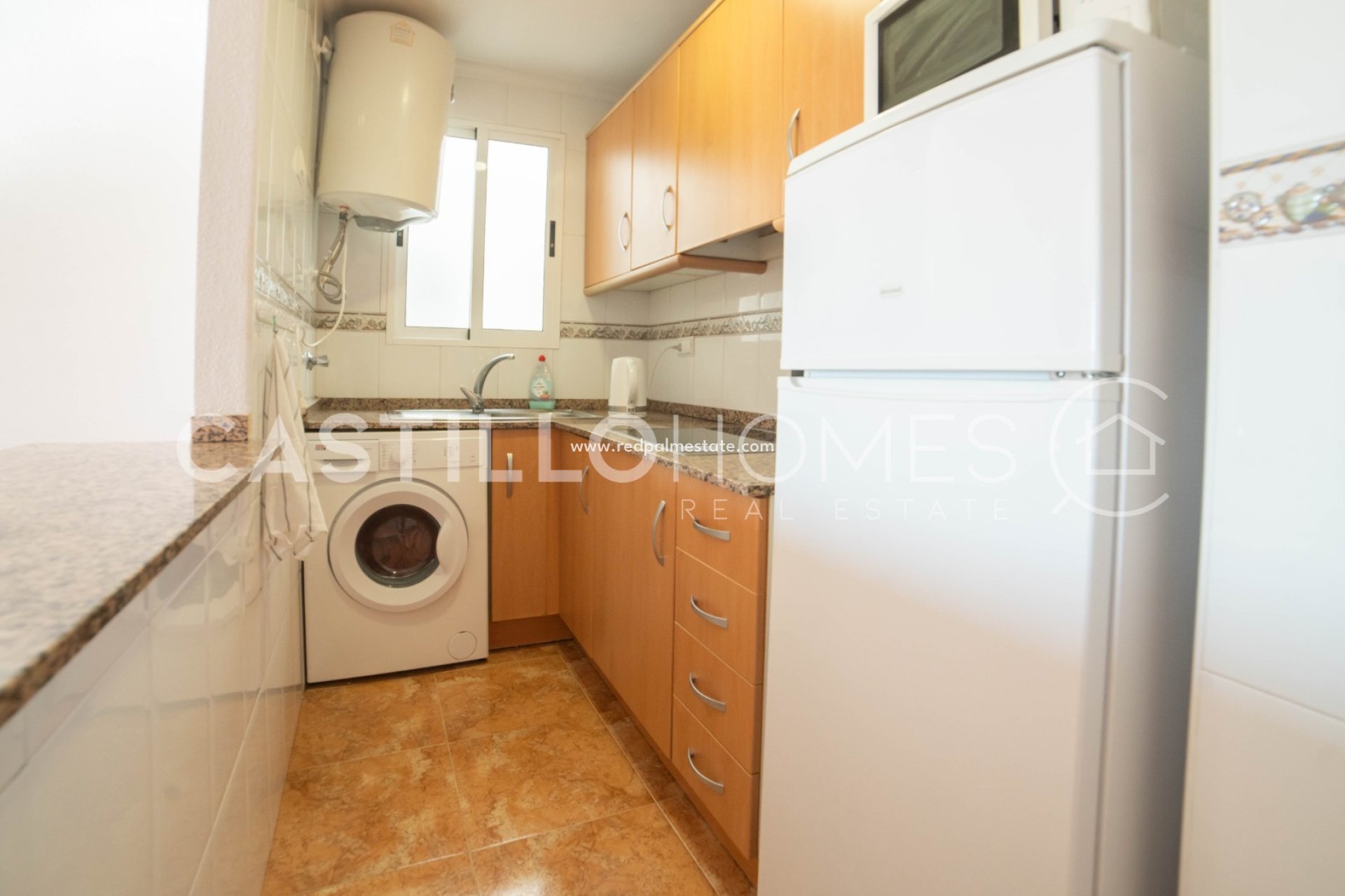 Reventa - Apartamento -
Torrevieja - Centro Torrevieja