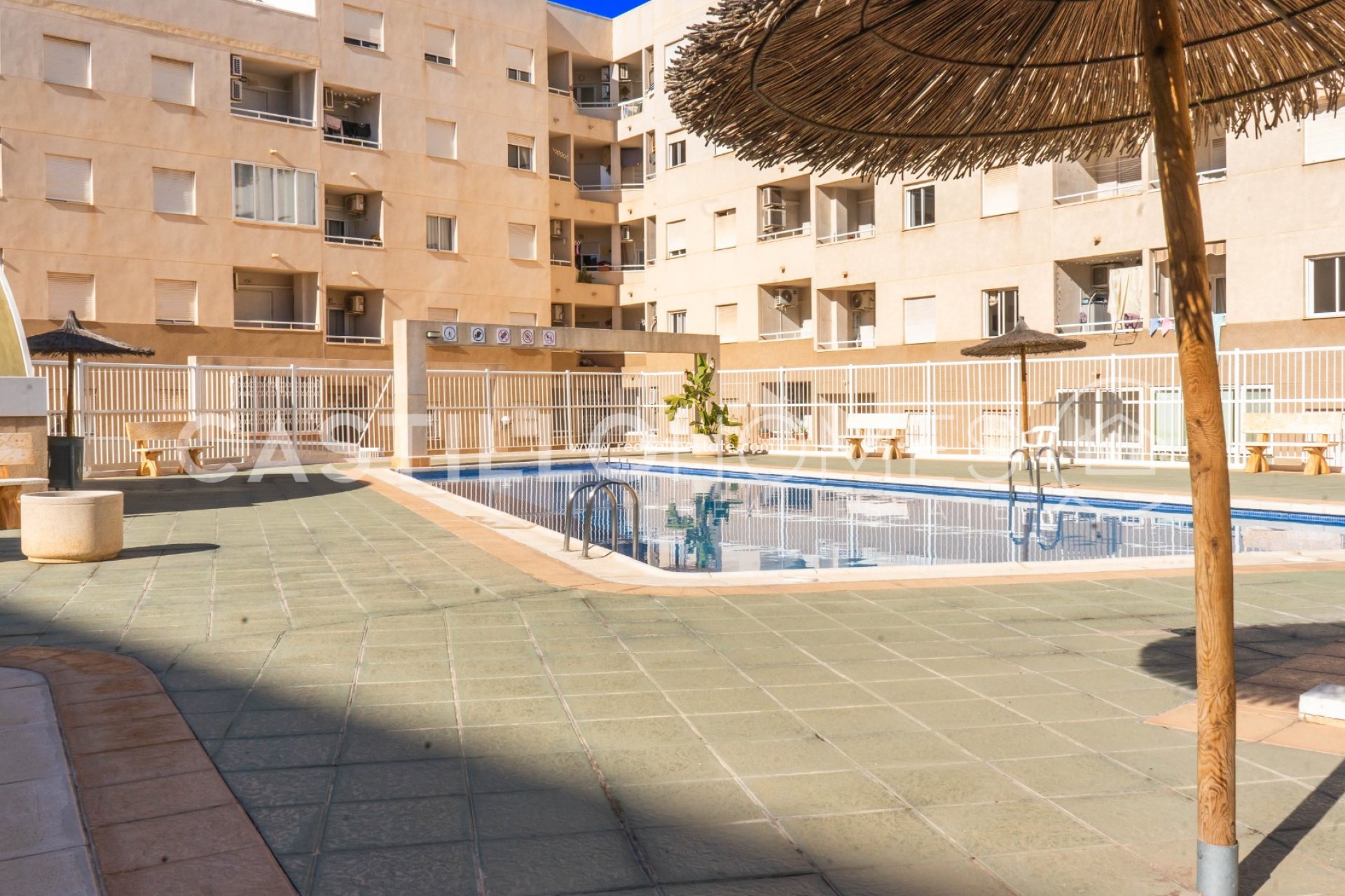 Reventa - Apartamento -
Torrevieja - Centro Torrevieja