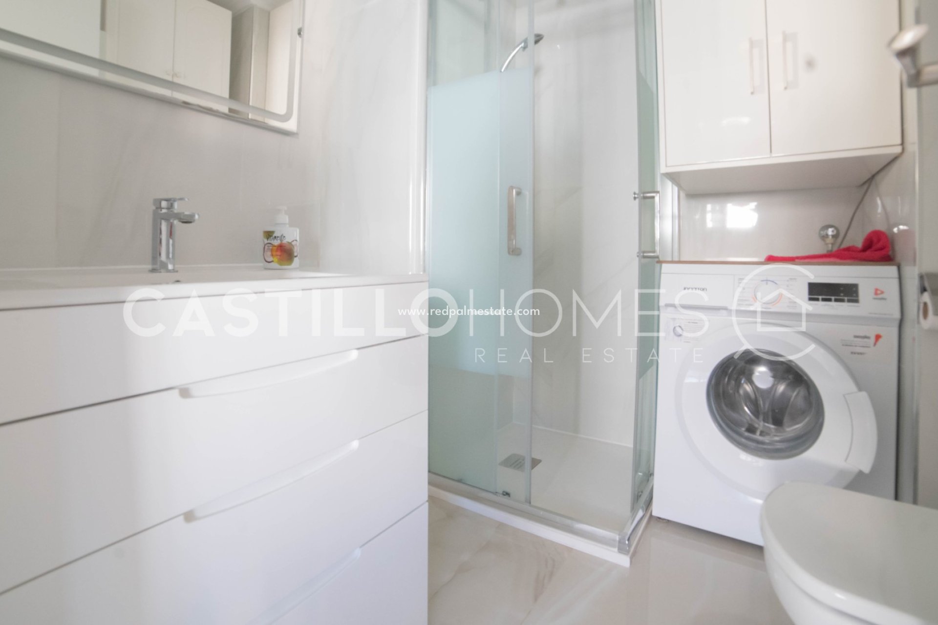 Reventa - Apartamento -
Torrevieja - Centro Torrevieja