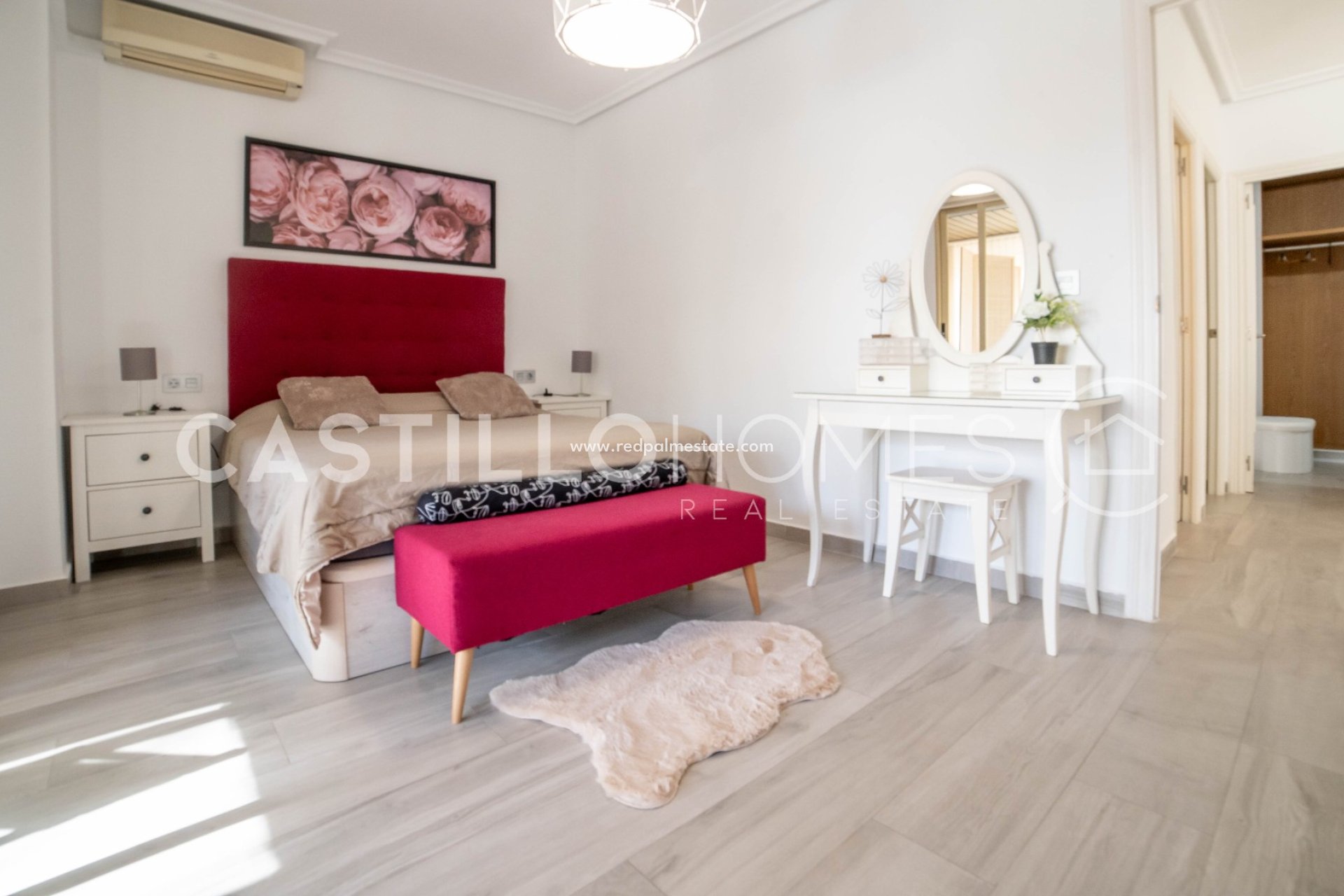 Reventa - Apartamento -
Torrevieja - Centro Torrevieja