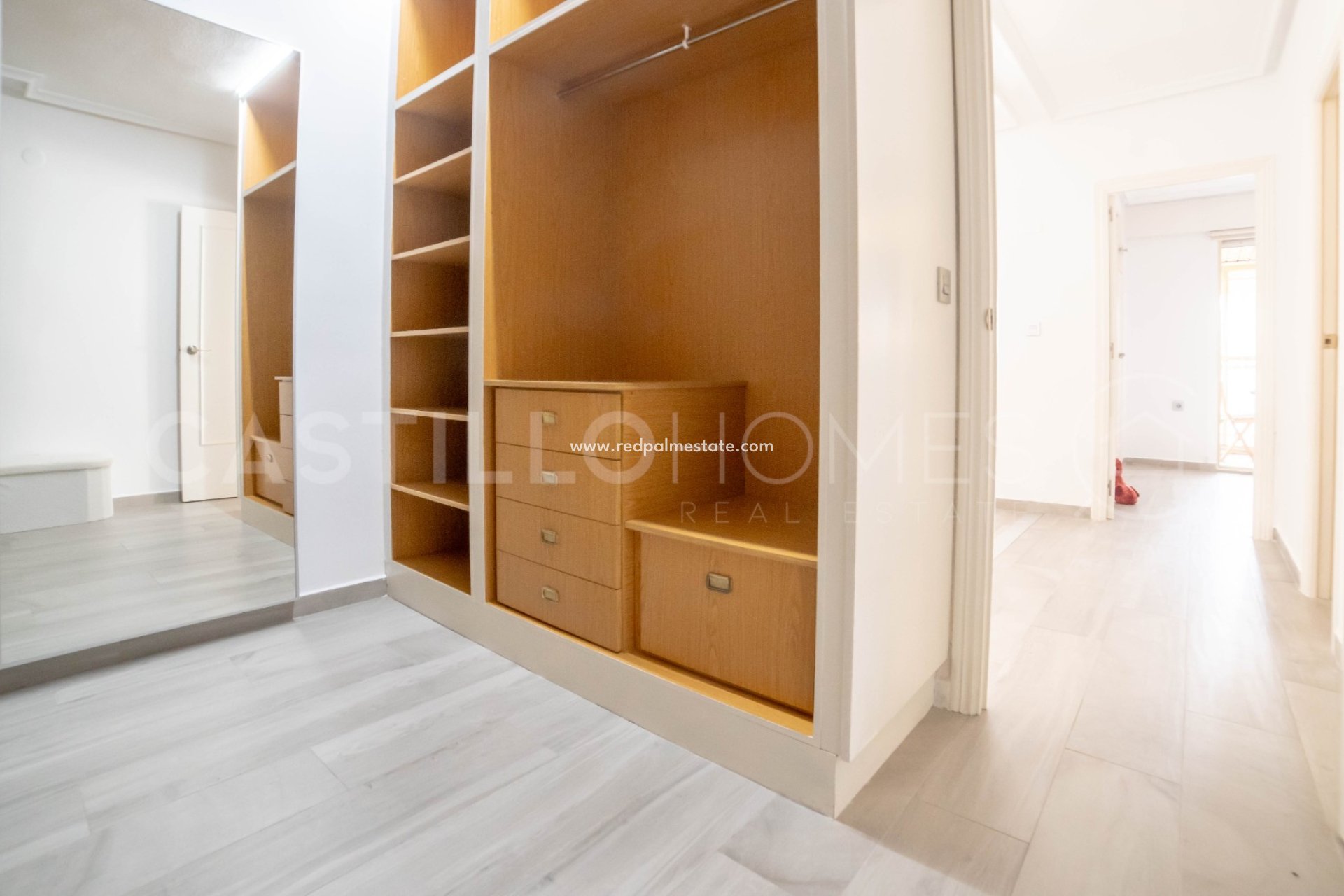 Reventa - Apartamento -
Torrevieja - Centro Torrevieja