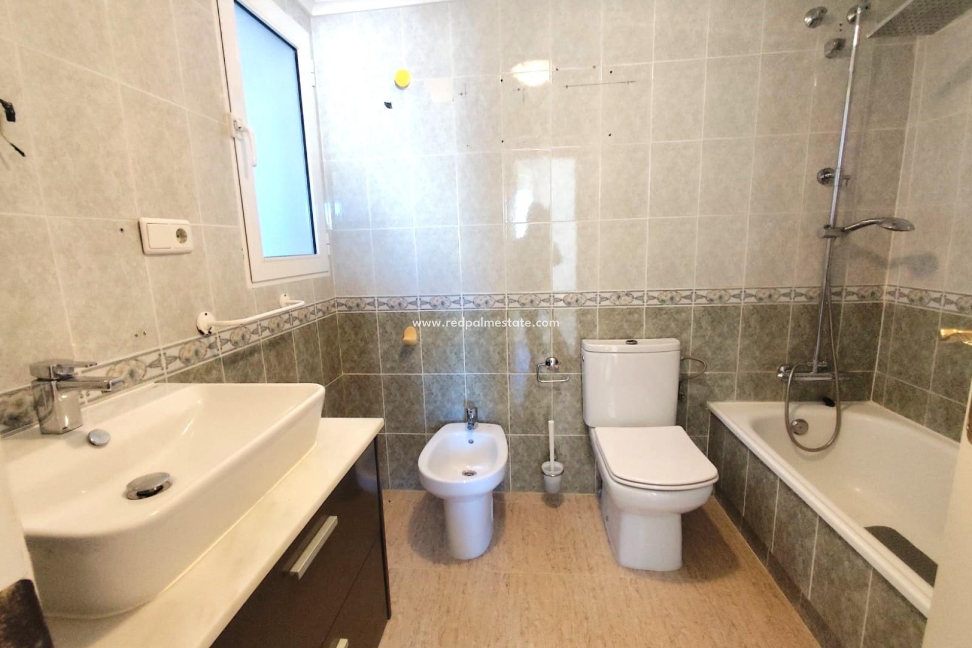 Reventa - Apartamento -
Torrevieja - Centro Torrevieja