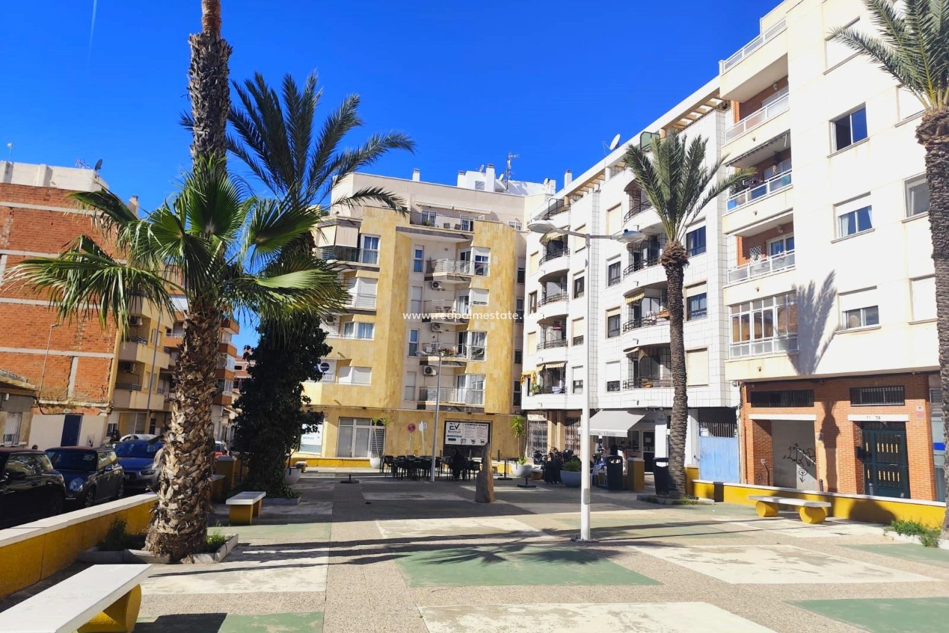 Reventa - Apartamento -
Torrevieja - Centro Torrevieja