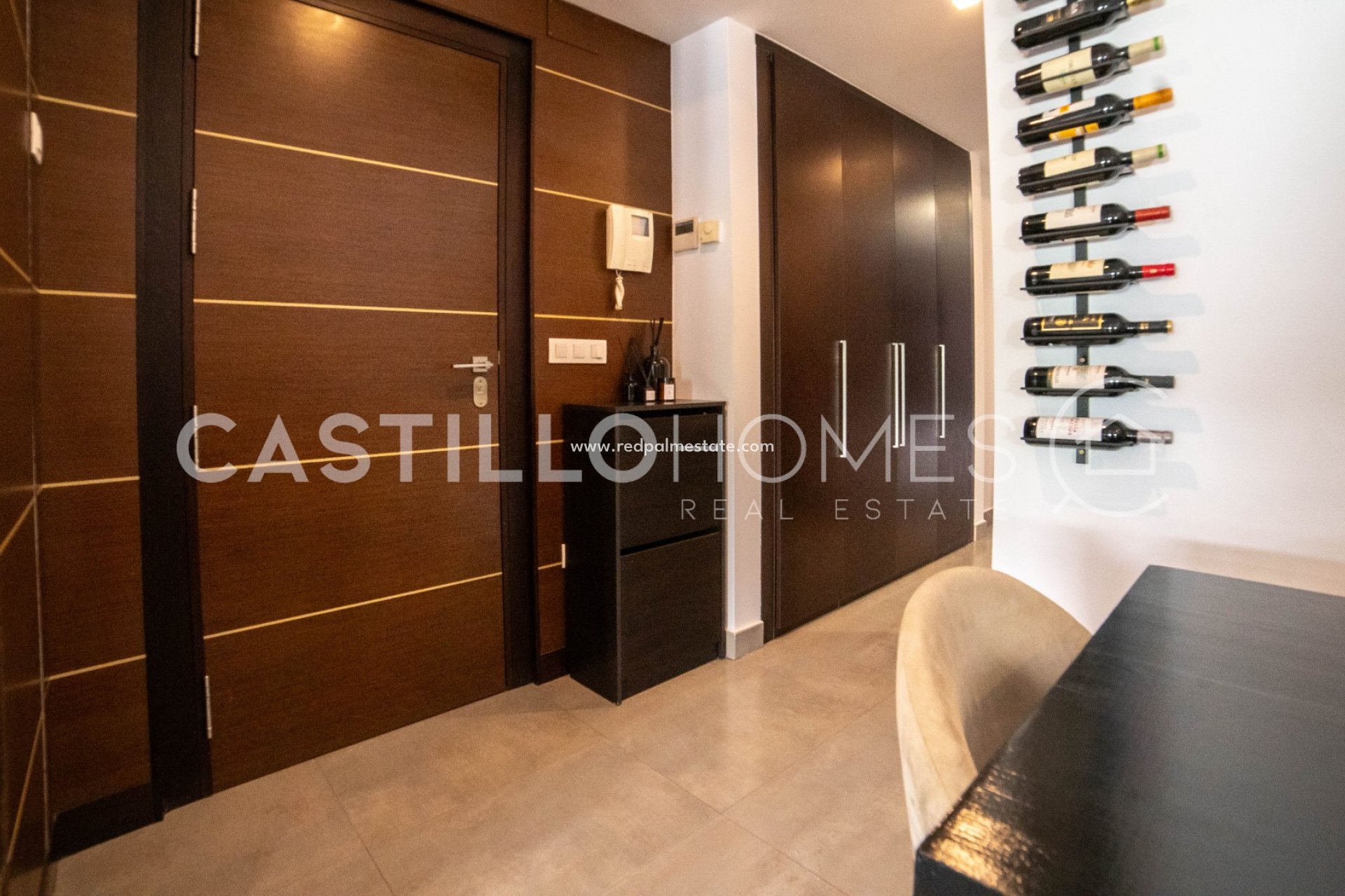 Reventa - Apartamento -
Torrevieja - Centro Torrevieja