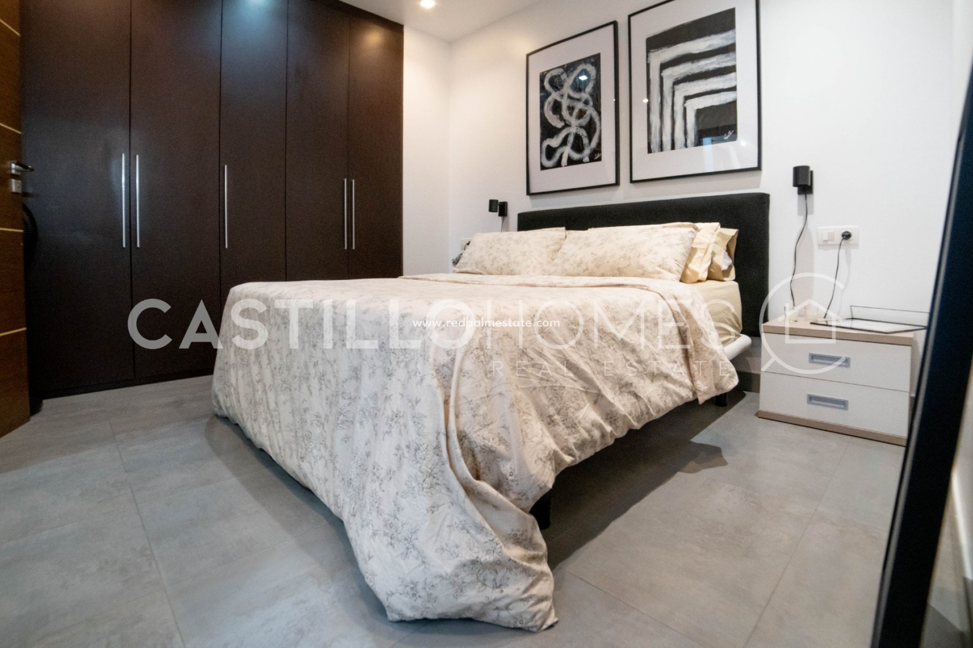 Reventa - Apartamento -
Torrevieja - Centro Torrevieja