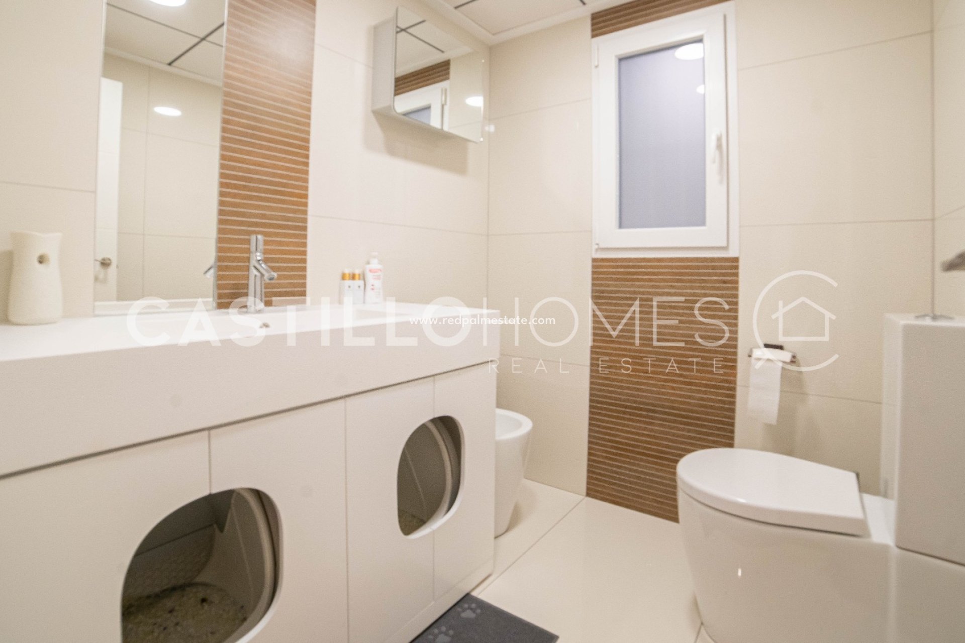 Reventa - Apartamento -
Torrevieja - Centro Torrevieja