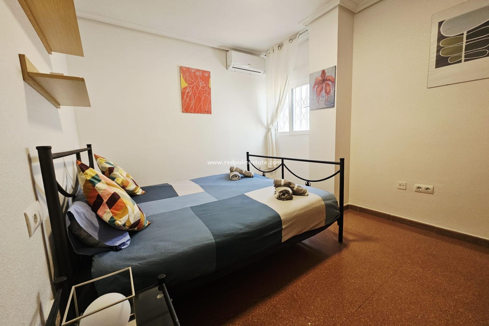 Reventa - Apartamento -
Torrevieja - Centro Torrevieja