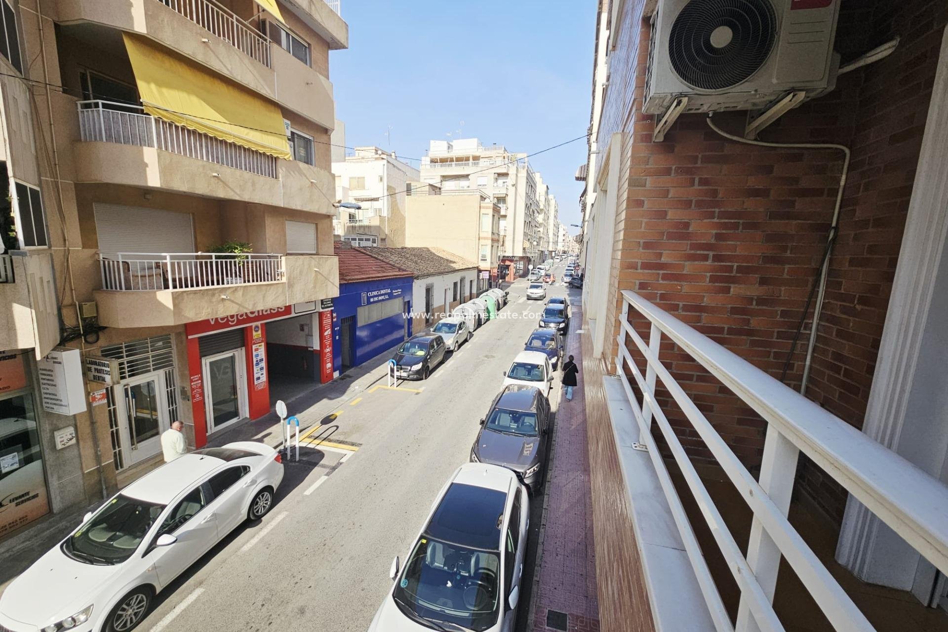 Reventa - Apartamento -
Torrevieja - Centro Torrevieja