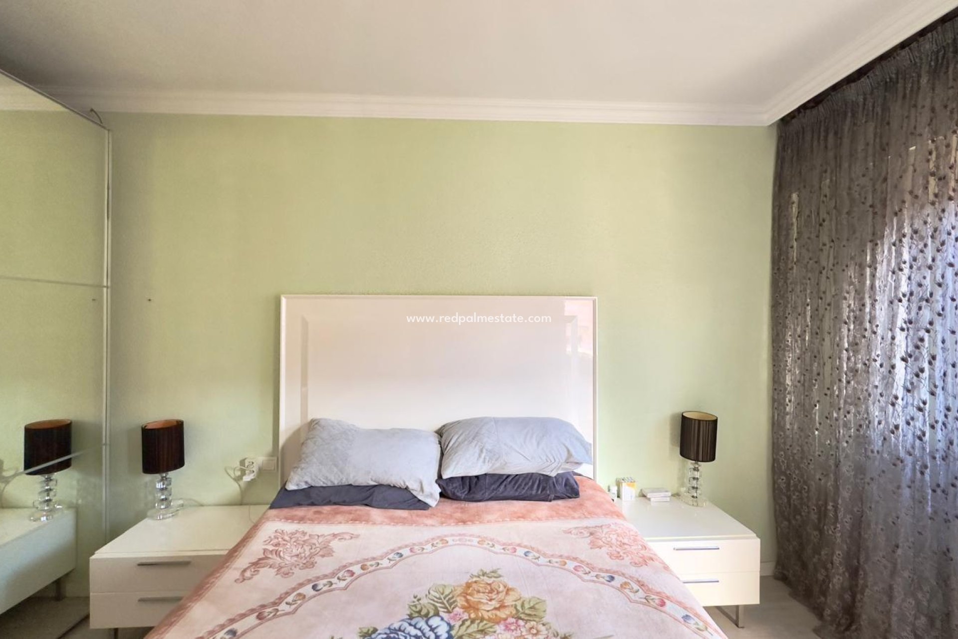 Reventa - Apartamento -
Torrevieja - Centro Torrevieja