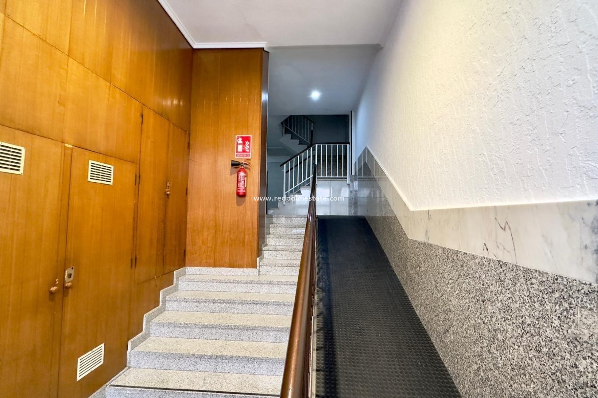 Reventa - Apartamento -
Torrevieja - Centro Torrevieja