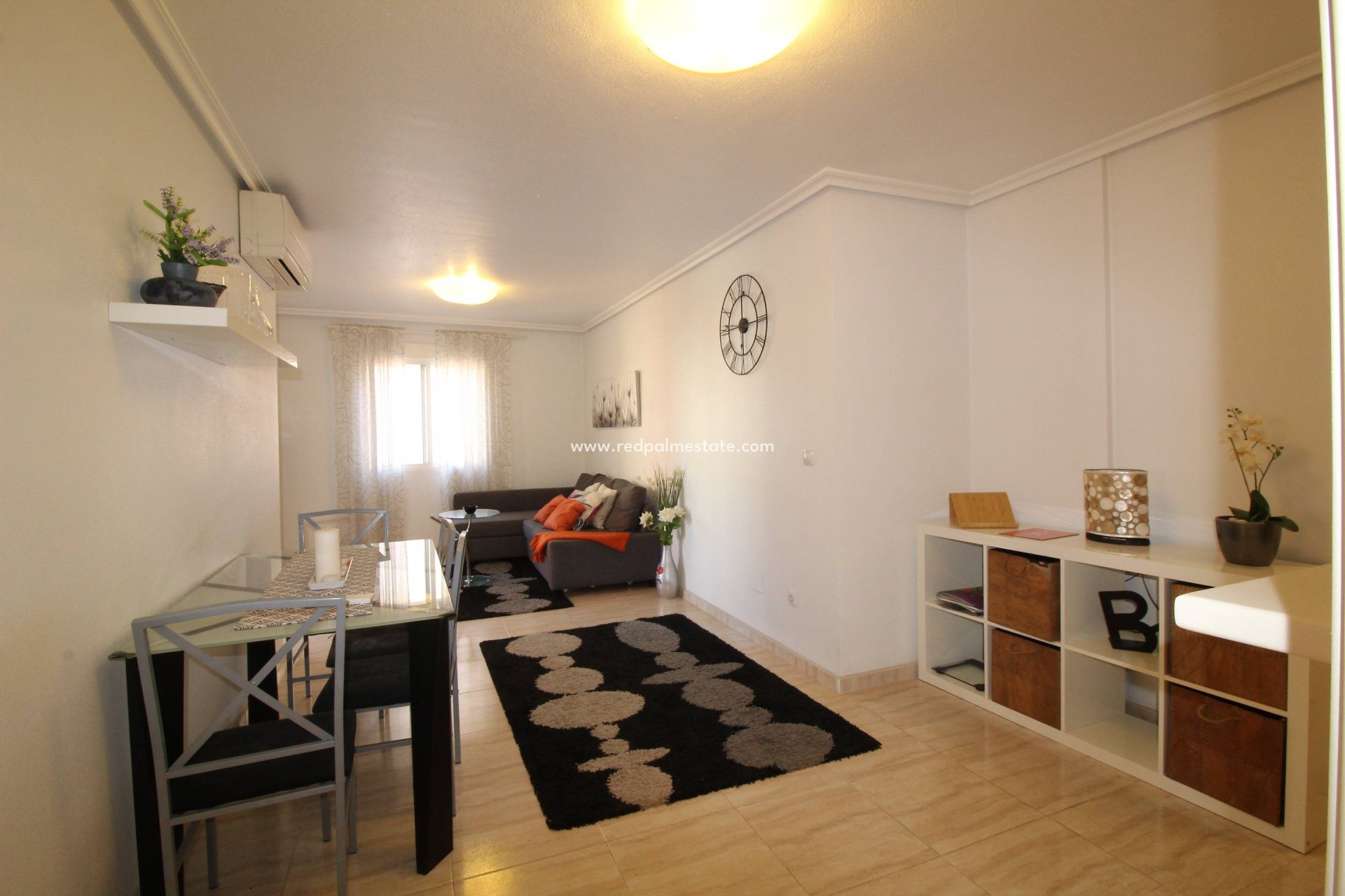Reventa - Apartamento -
Torrevieja - Centro Torrevieja