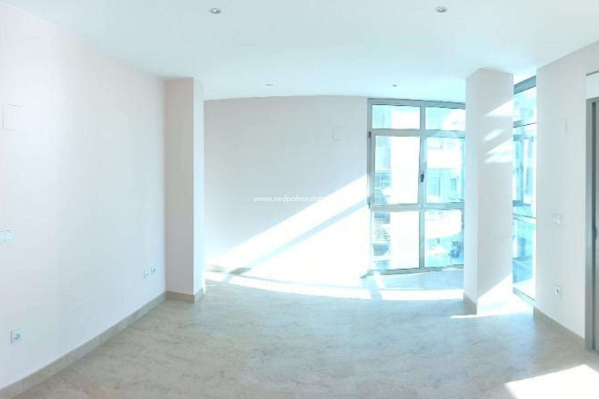 Reventa - Apartamento -
Torrevieja - Centro Torrevieja