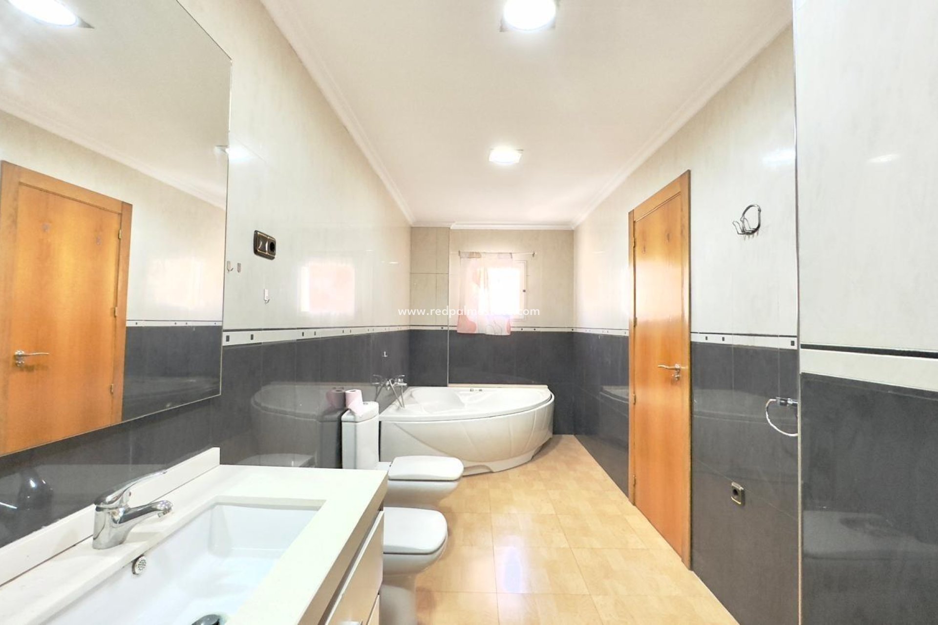 Reventa - Apartamento -
Torrevieja - Centro Torrevieja