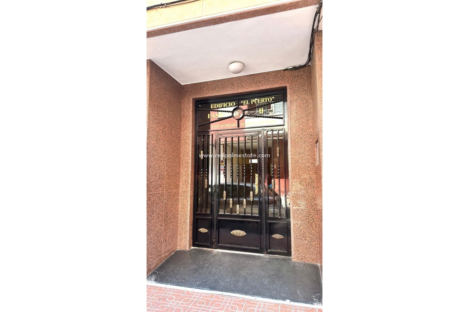 Reventa - Apartamento -
Torrevieja - Centro Torrevieja