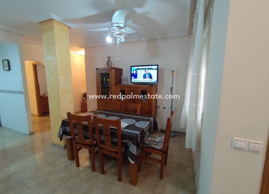 Reventa - Apartamento -
Torrevieja - Centro Torrevieja