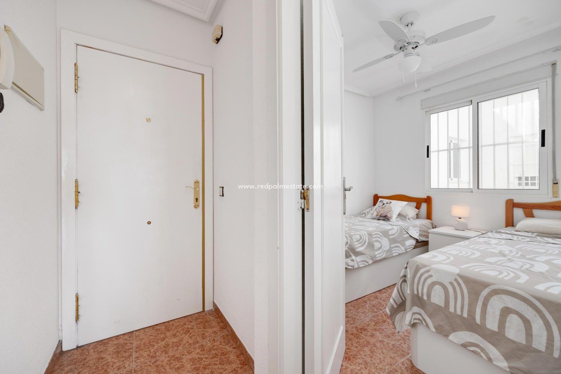 Reventa - Apartamento -
Torrevieja - Centro Torrevieja