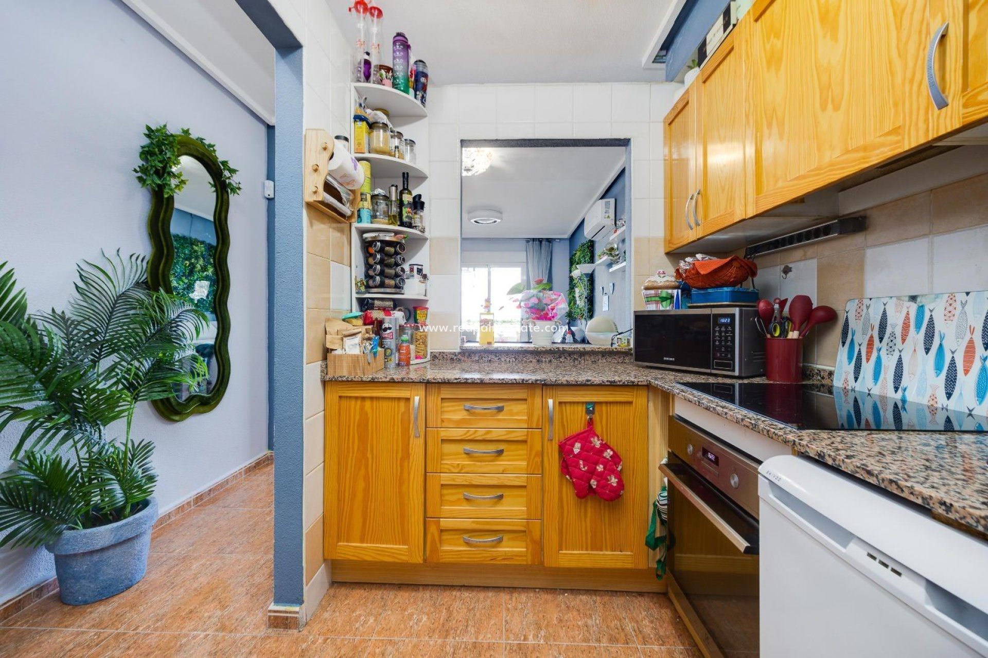 Reventa - Apartamento -
Torrevieja - Centro Torrevieja