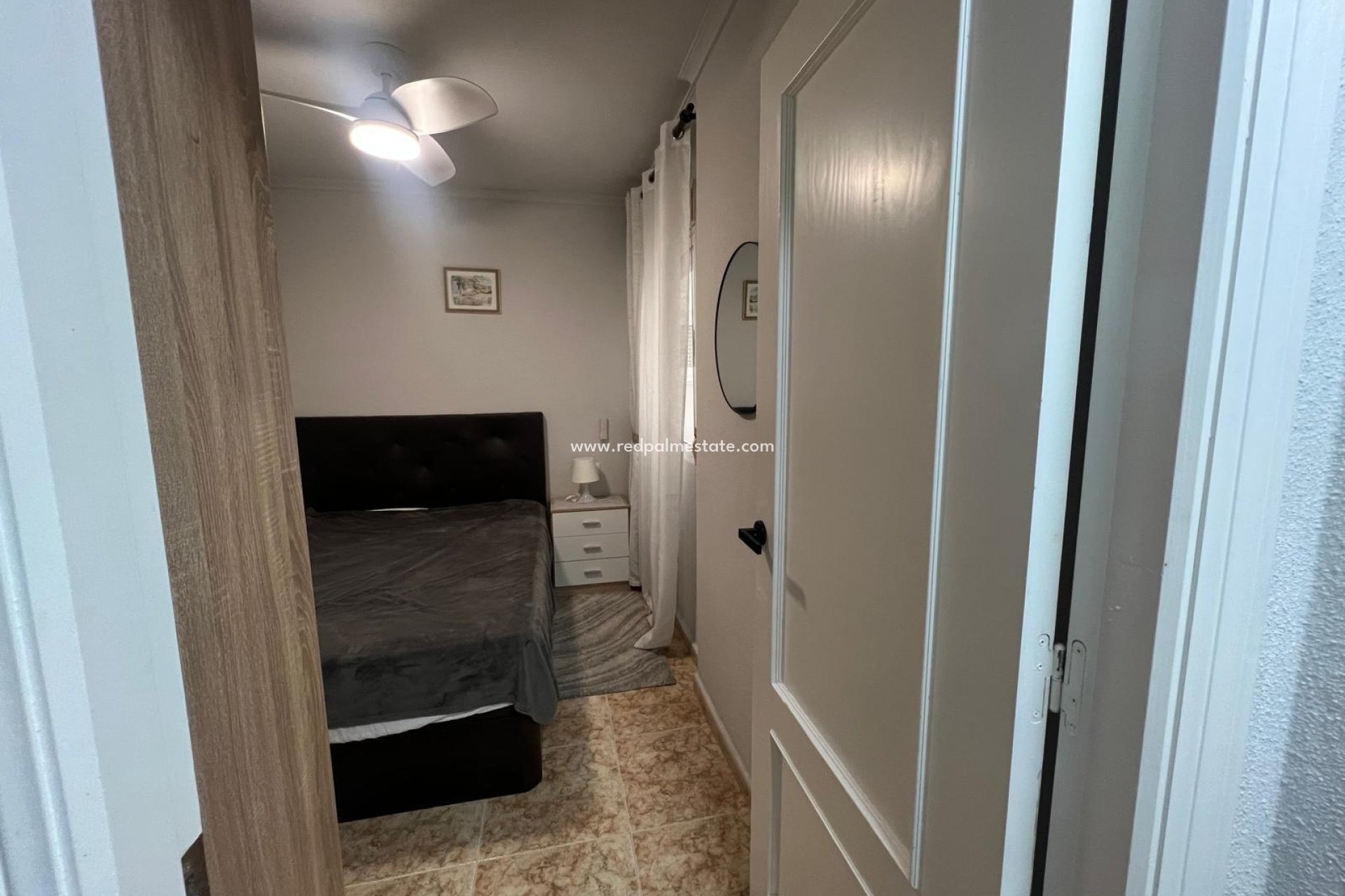 Reventa - Apartamento -
Torrevieja - Centro Torrevieja