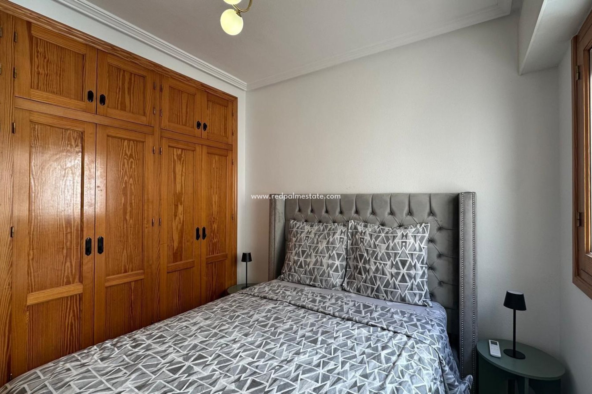 Reventa - Apartamento -
Torrevieja - Centro Torrevieja