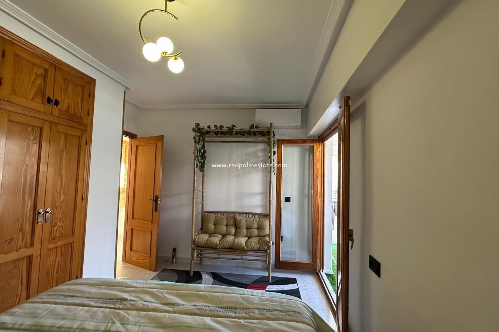 Reventa - Apartamento -
Torrevieja - Centro Torrevieja