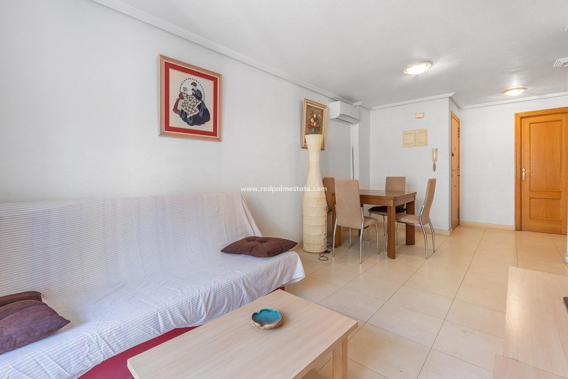 Reventa - Apartamento -
Torrevieja - Centro Torrevieja