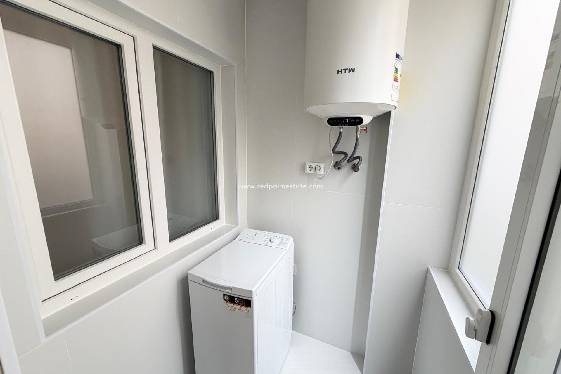 Reventa - Apartamento -
Torrevieja - Centro Torrevieja