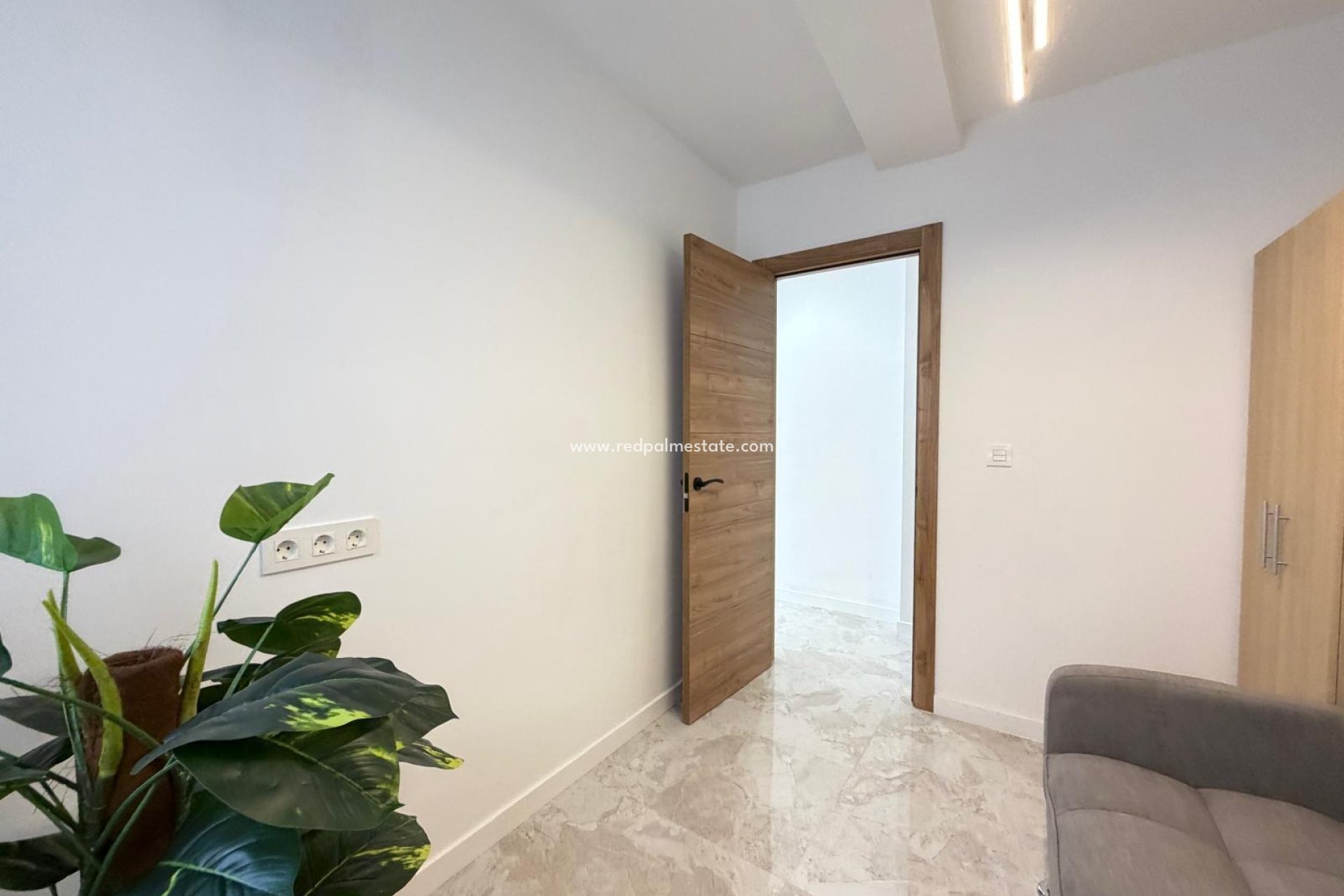 Reventa - Apartamento -
Torrevieja - Centro Torrevieja