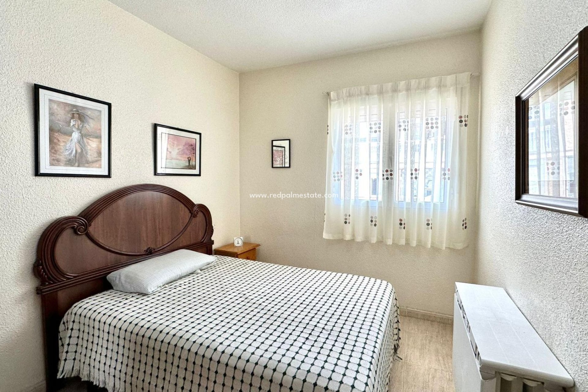 Reventa - Apartamento -
Torrevieja - Centro Torrevieja