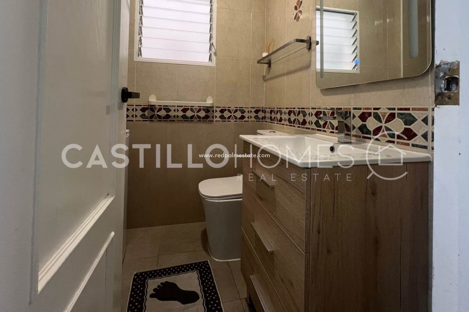 Reventa - Apartamento -
Torrevieja - Centro Torrevieja