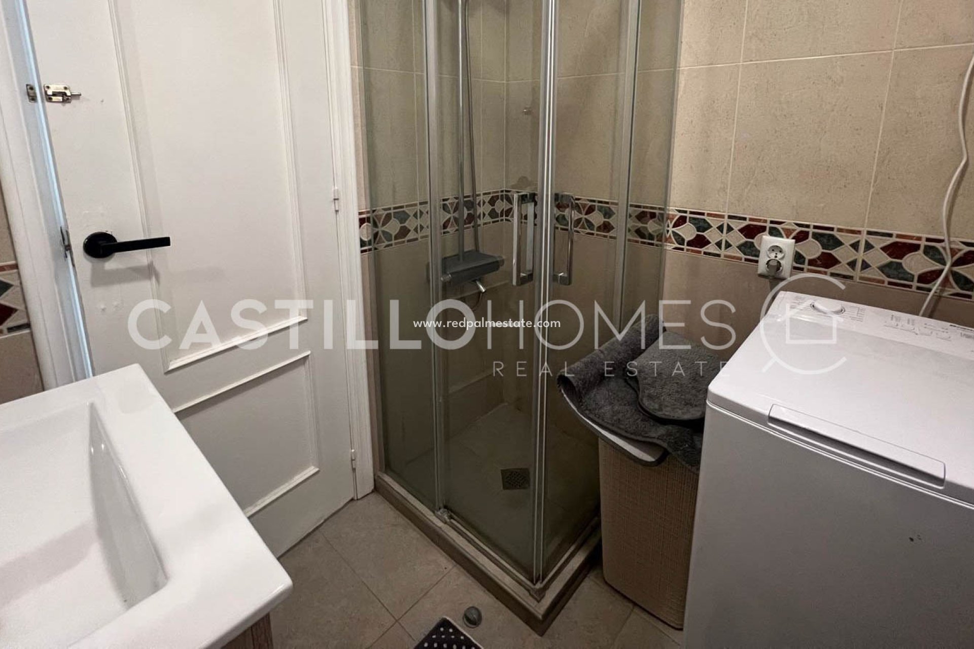 Reventa - Apartamento -
Torrevieja - Centro Torrevieja