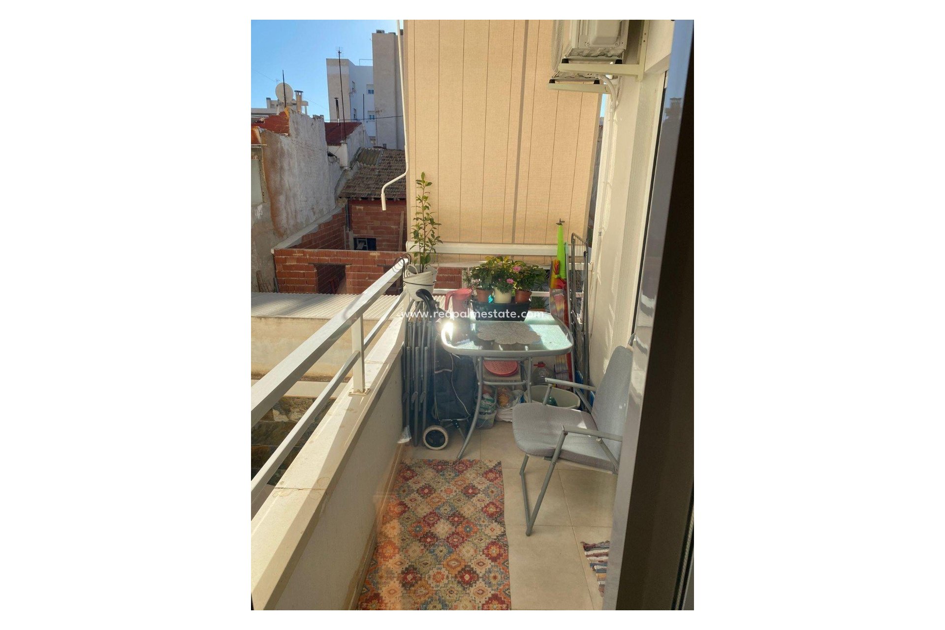 Reventa - Apartamento -
Torrevieja - Centro Torrevieja