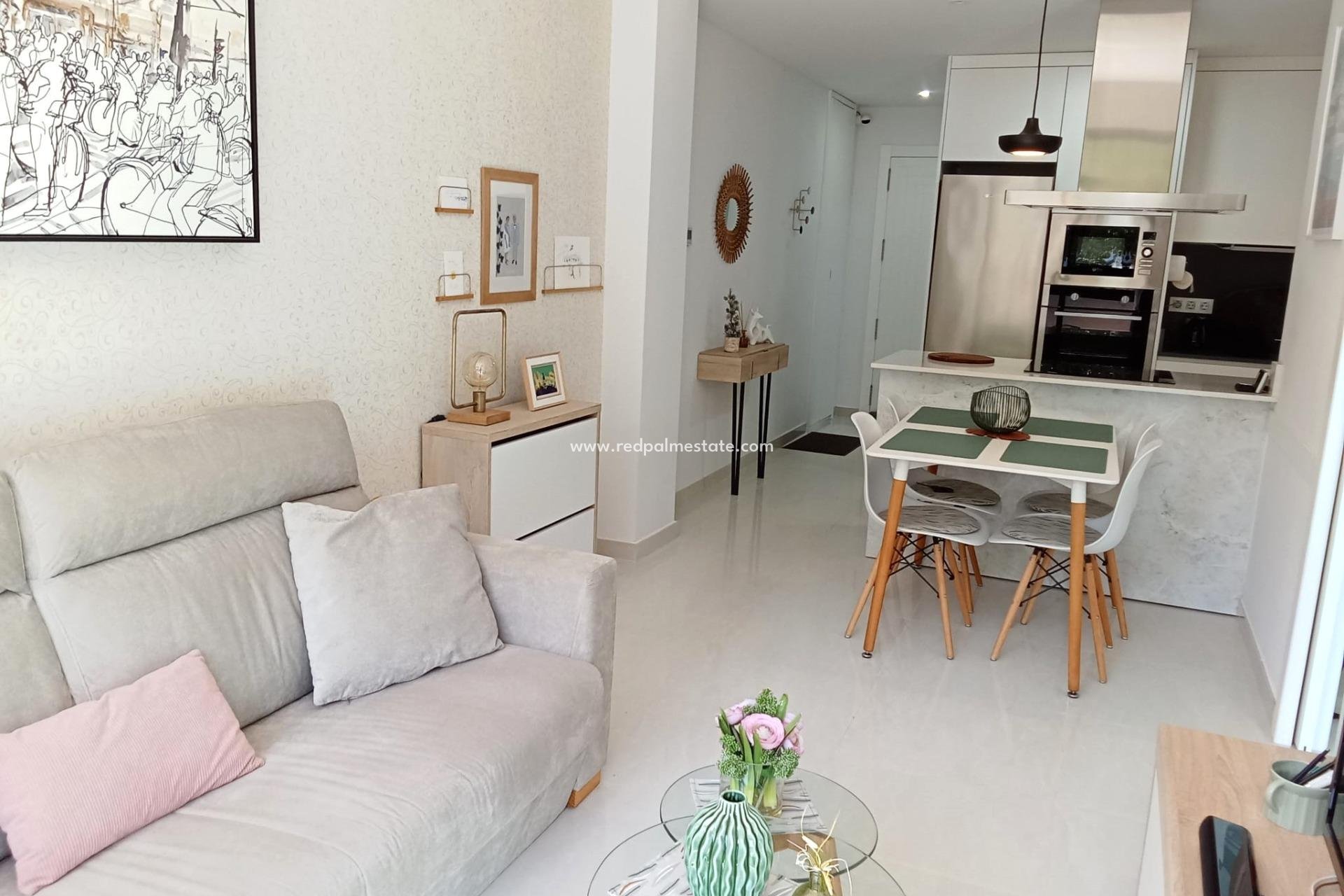 Reventa - Apartamento -
Torrevieja - Centro Torrevieja