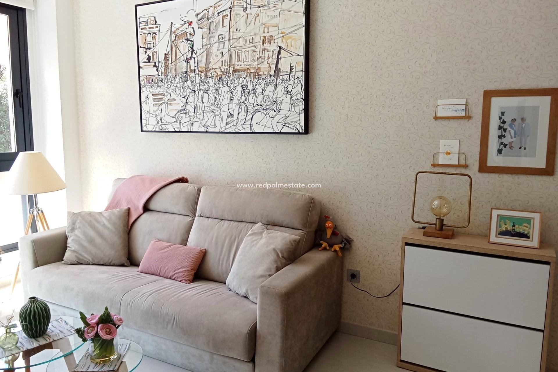 Reventa - Apartamento -
Torrevieja - Centro Torrevieja