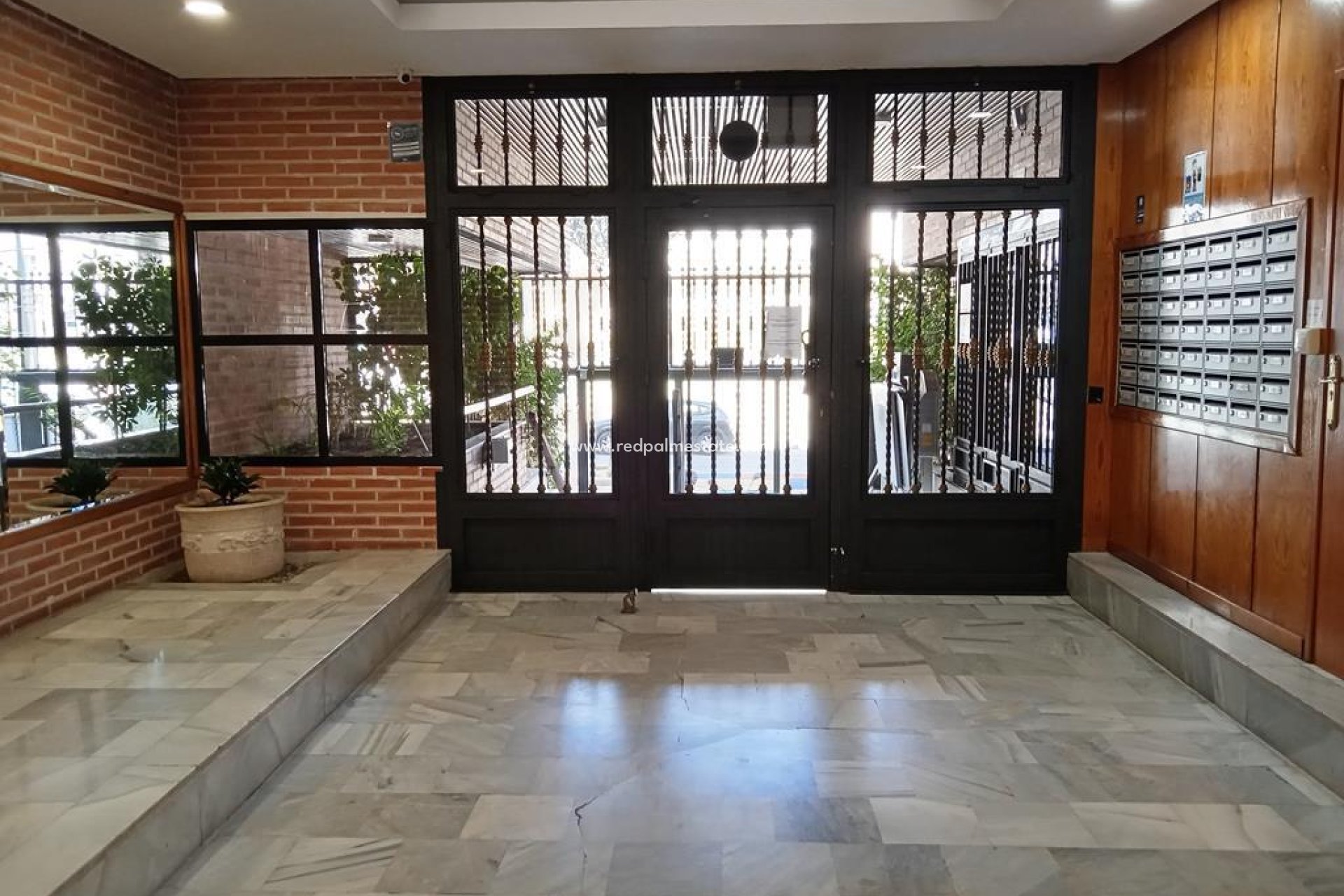 Reventa - Apartamento -
Torrevieja - Centro Torrevieja