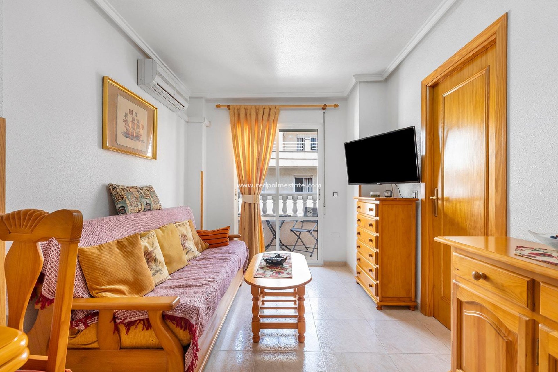 Reventa - Apartamento -
Torrevieja - Centro Torrevieja