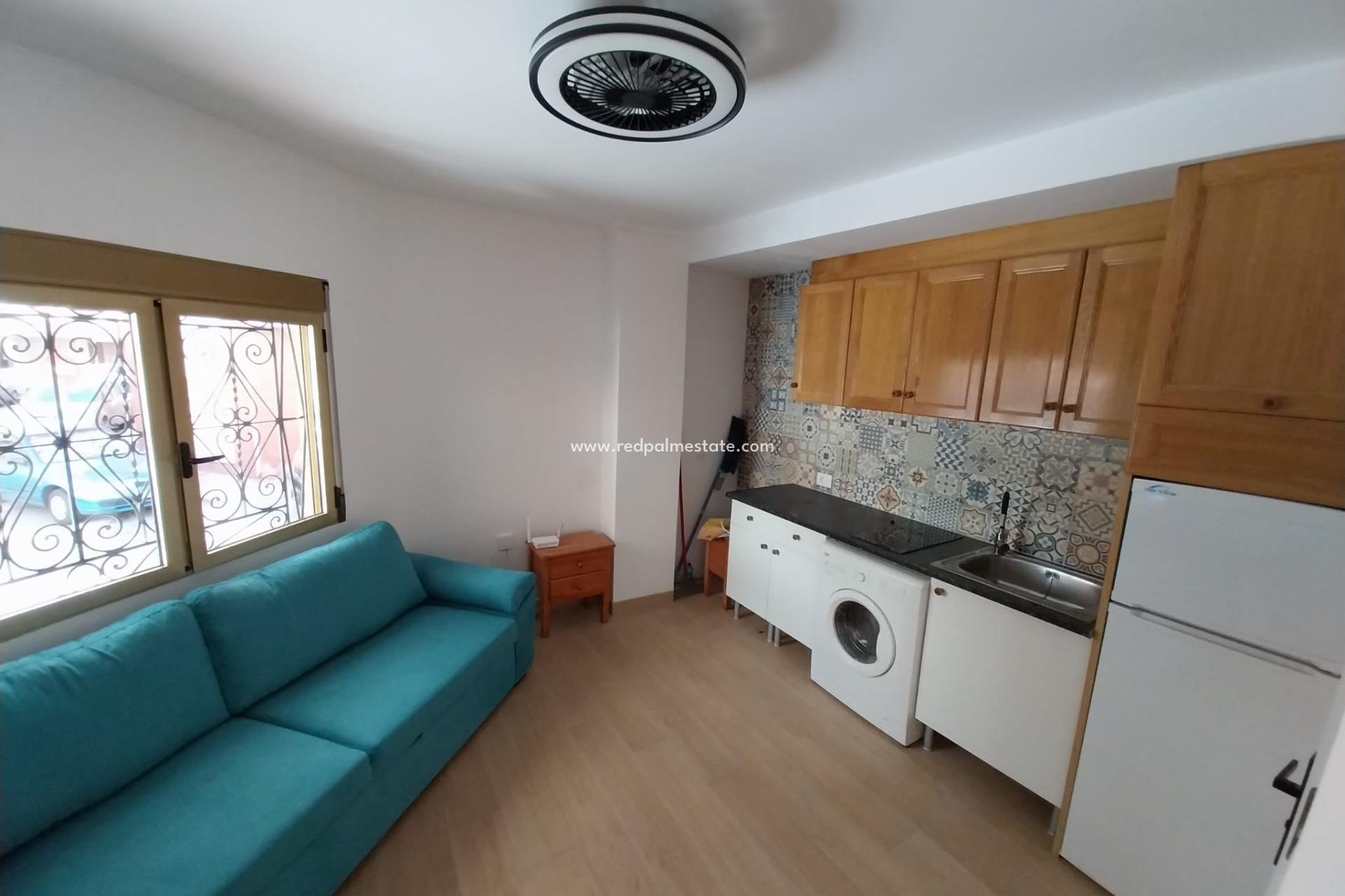 Reventa - Apartamento -
Torrevieja - Centro Torrevieja