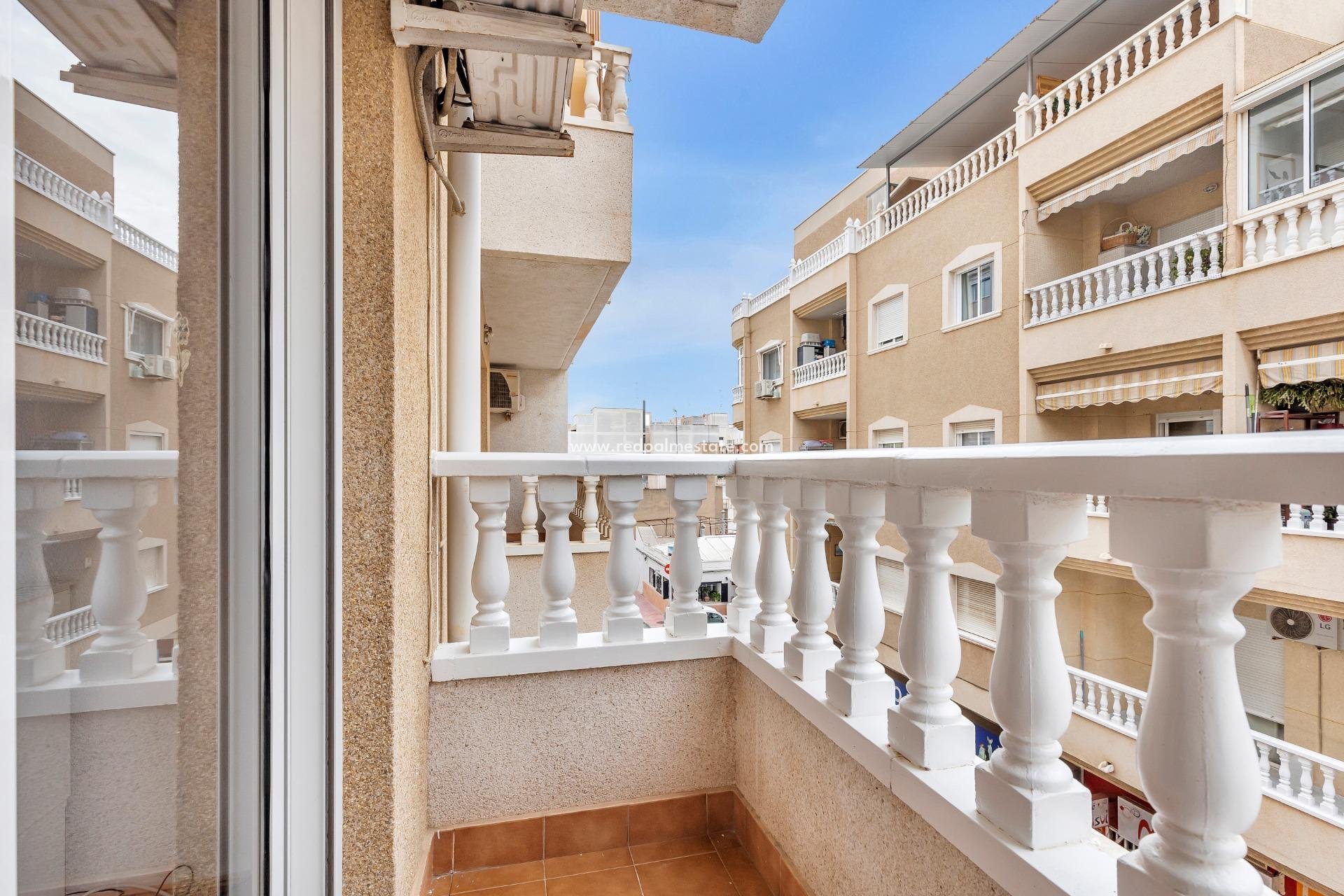 Reventa - Apartamento -
Torrevieja - Centro Torrevieja