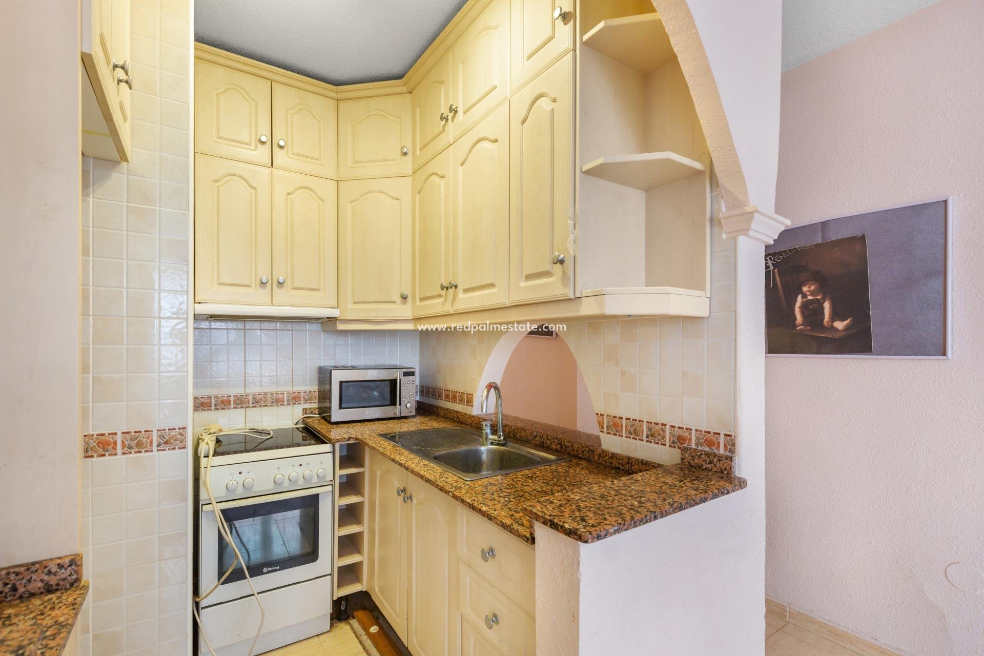 Reventa - Apartamento -
Torrevieja - Centro Torrevieja