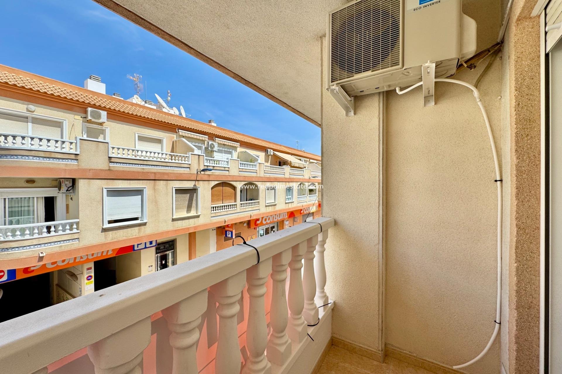 Reventa - Apartamento -
Torrevieja - Centro Torrevieja