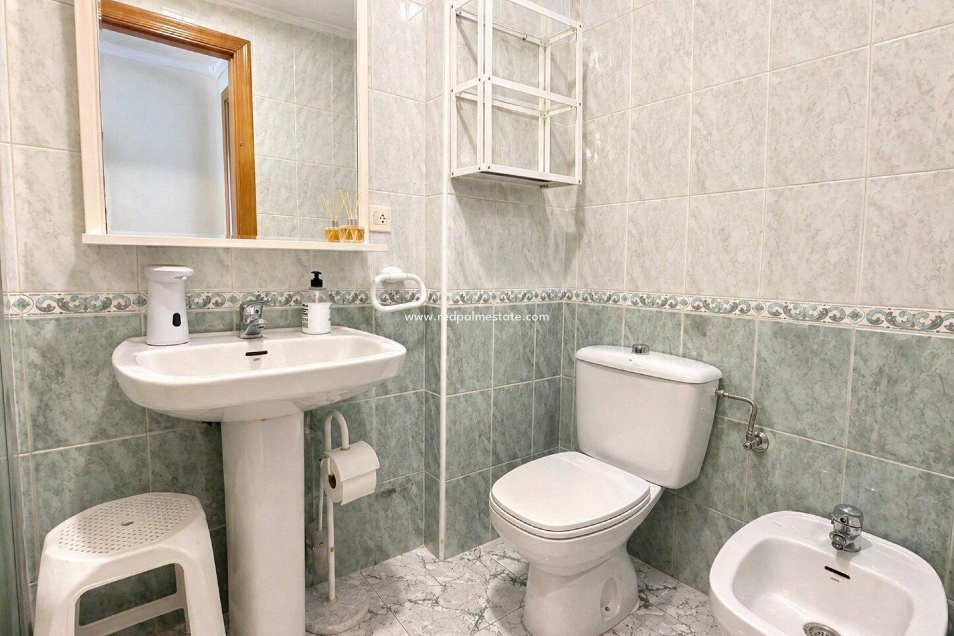 Reventa - Apartamento -
Torrevieja - Centro Torrevieja