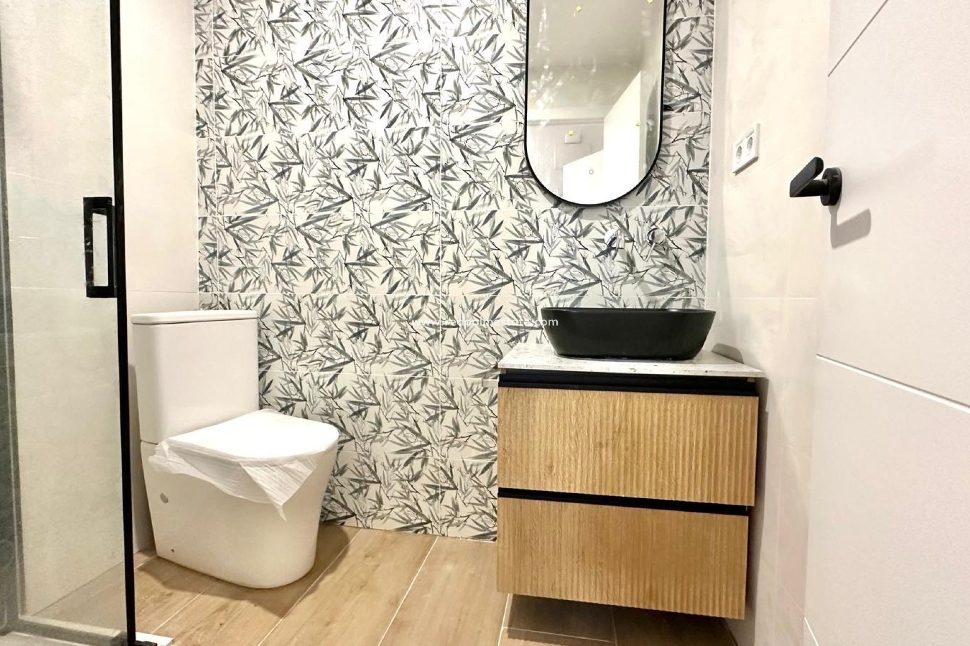 Reventa - Apartamento -
Torrevieja - Centro Torrevieja