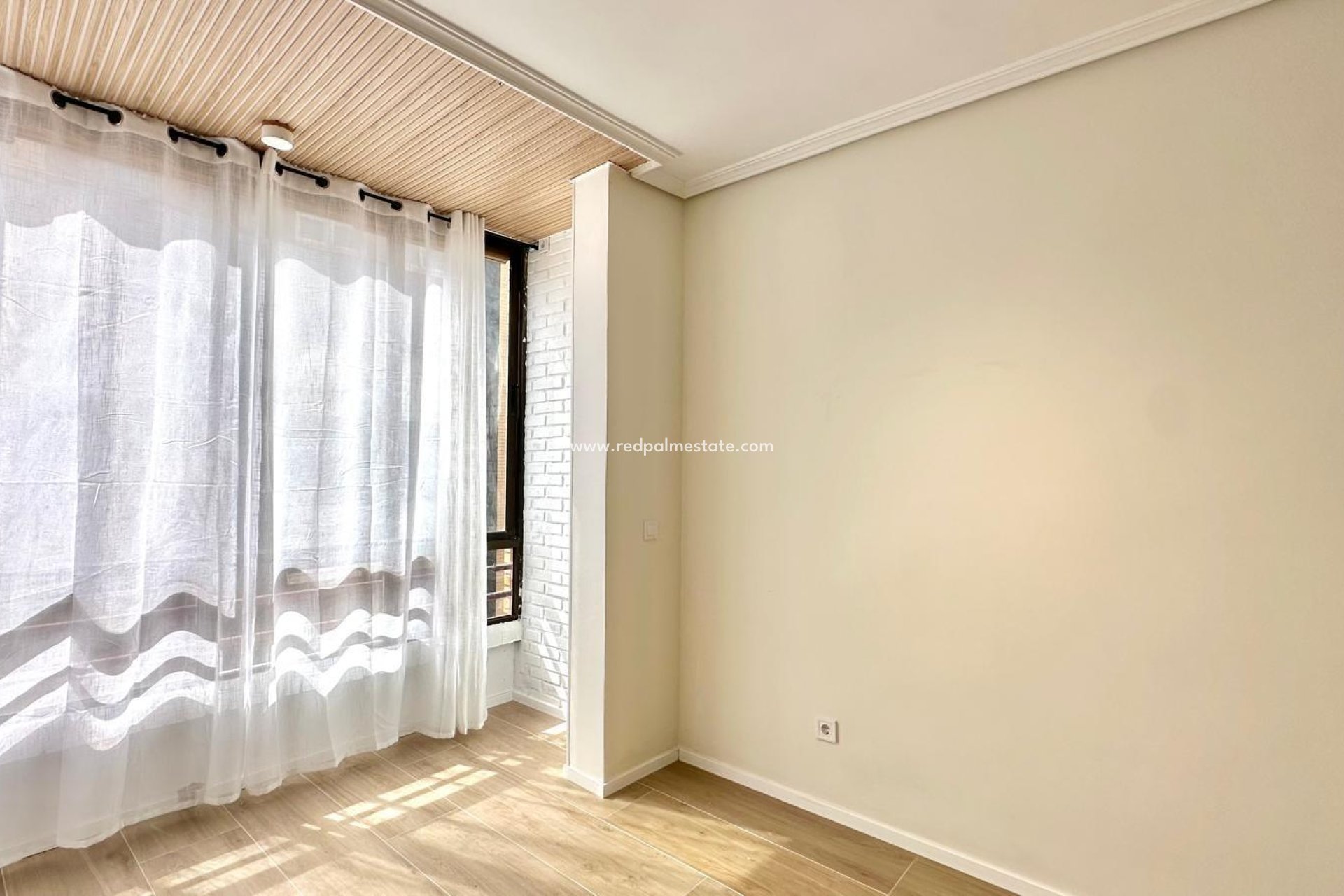 Reventa - Apartamento -
Torrevieja - Centro Torrevieja