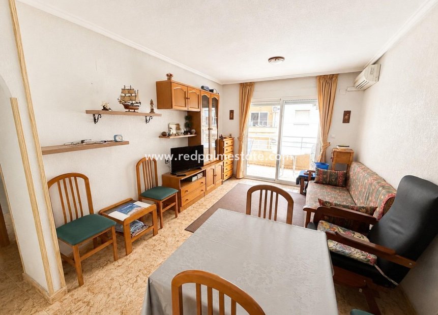 Reventa - Apartamento -
Torrevieja - Centro Torrevieja