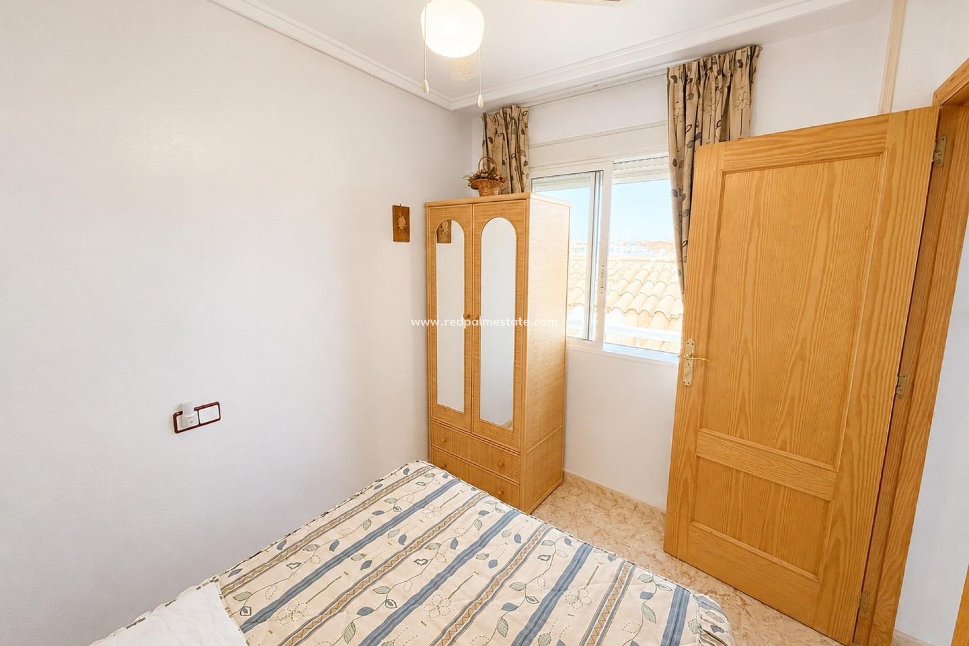 Reventa - Apartamento -
Torrevieja - Centro Torrevieja
